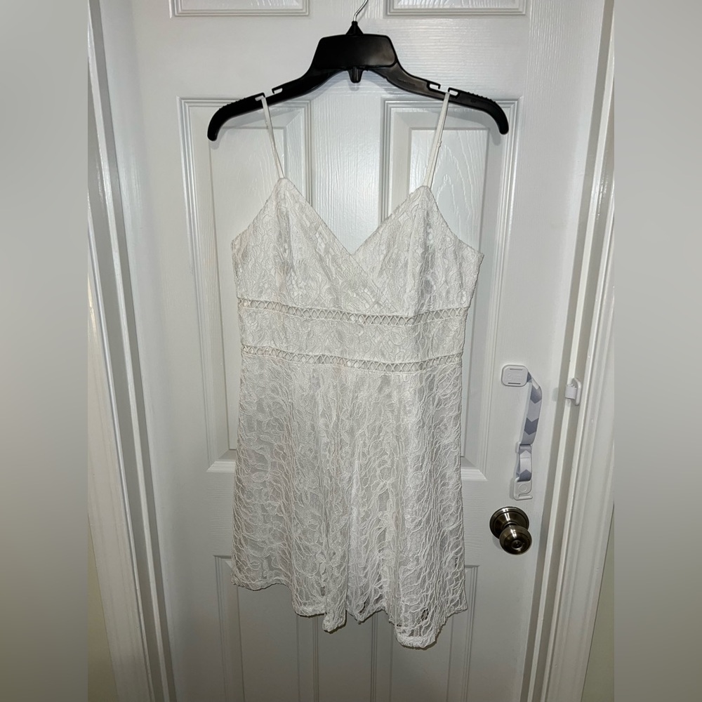 Trixxi mini dress in white lace
